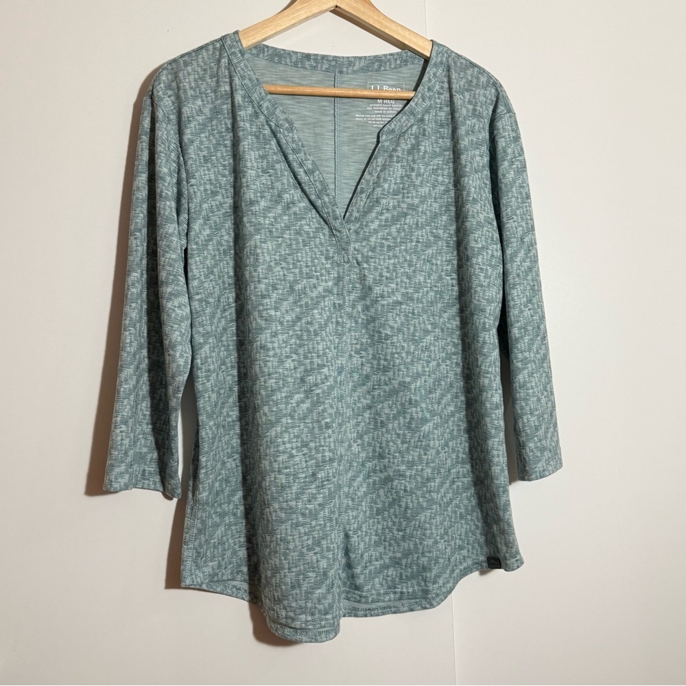 L.L. Bean women’s green 3/4 sleeves Vneck Casual blouse size M Academia Artsy